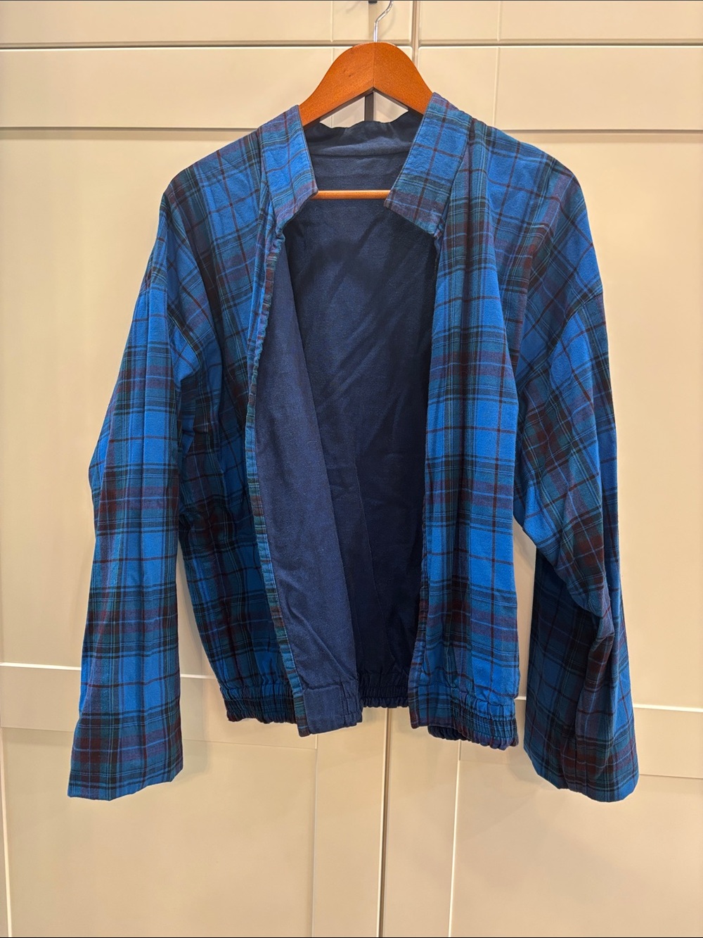 Reversible Blue Casual Bomber Jacket with Plaid Lining - Picture 3 of 3
